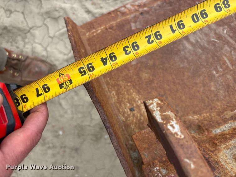 image for item DT2882 Dump bed