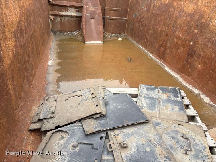 image for item DT2886 OX Bodies dump bed