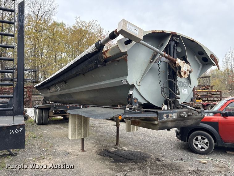 image for item DT2888 2010 Smith Co S2-40-34 side dump trailer
