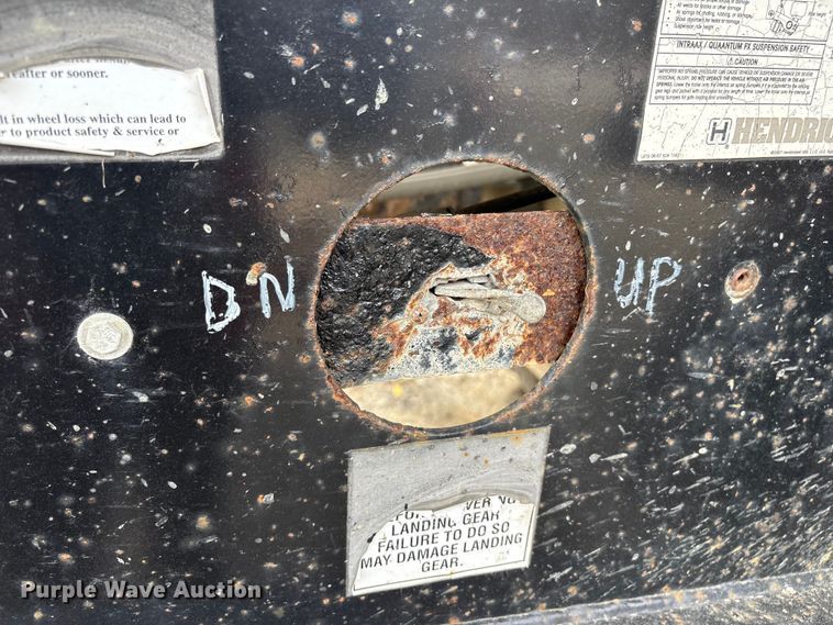 image for item DT2888 2010 Smith Co S2-40-34 side dump trailer