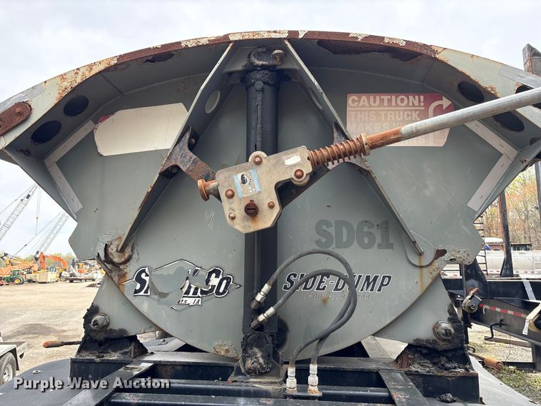 image for item DT2888 2010 Smith Co S2-40-34 side dump trailer