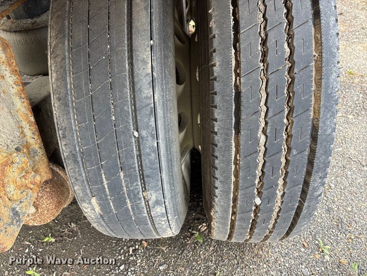 image for item DT2888 2010 Smith Co S2-40-34 side dump trailer