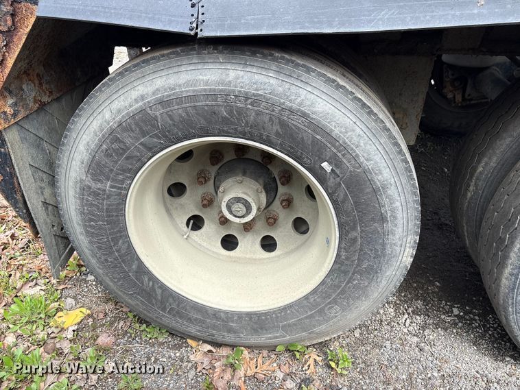 image for item DT2888 2010 Smith Co S2-40-34 side dump trailer