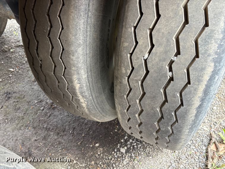 image for item DT2888 2010 Smith Co S2-40-34 side dump trailer