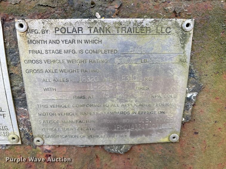 image for item DT2889 2006 Polar asphalt trailer