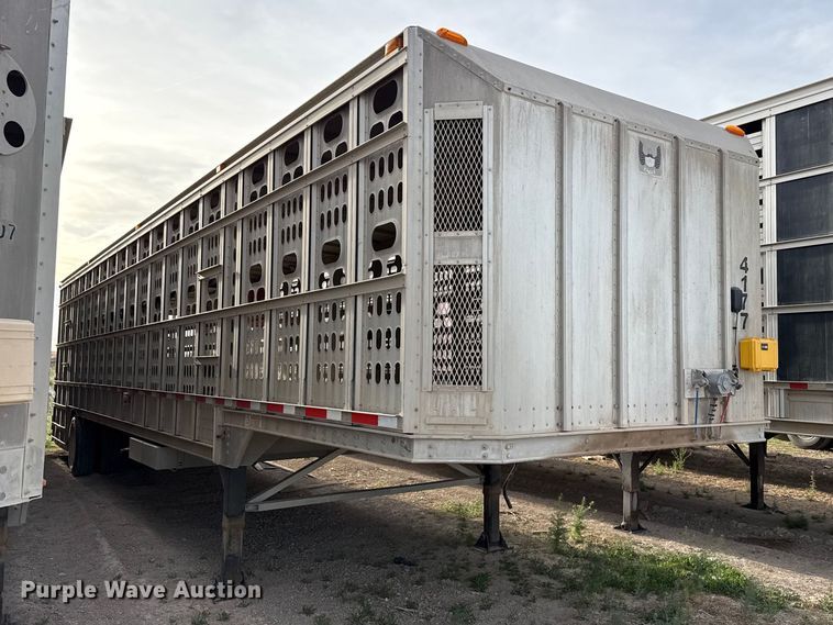 image for item DZ5380 2006 Barrett livestock trailer