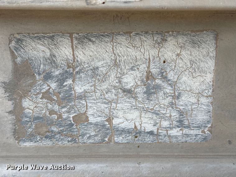 image for item DZ5380 2006 Barrett livestock trailer