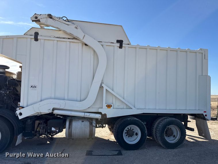 image for item DZ5406 2015 Autocar Xpeditor refuse truck