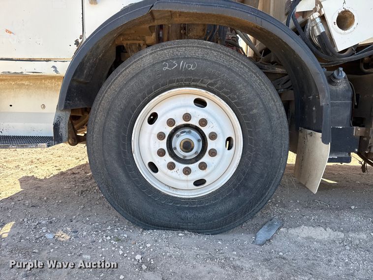 image for item DZ5406 2015 Autocar Xpeditor refuse truck