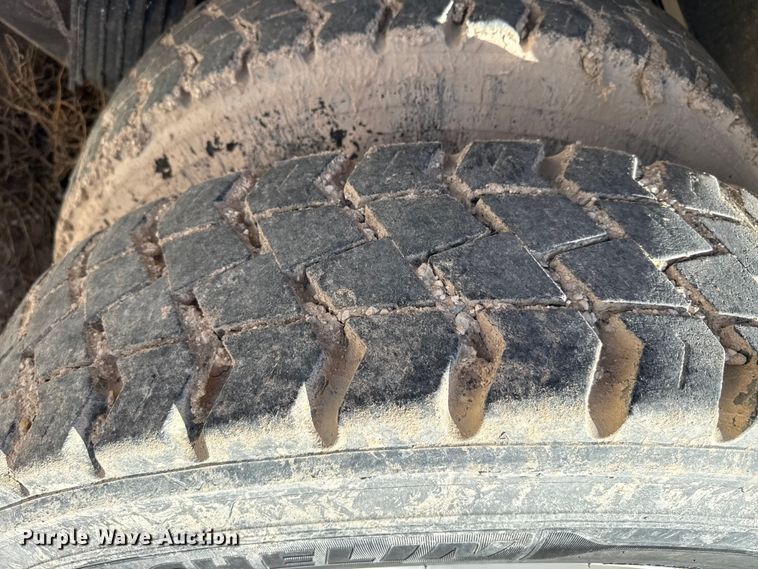 image for item DZ5406 2015 Autocar Xpeditor refuse truck