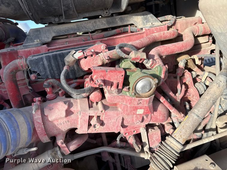 image for item DZ5414 2016 Kenworth T800 truck cab and chassis