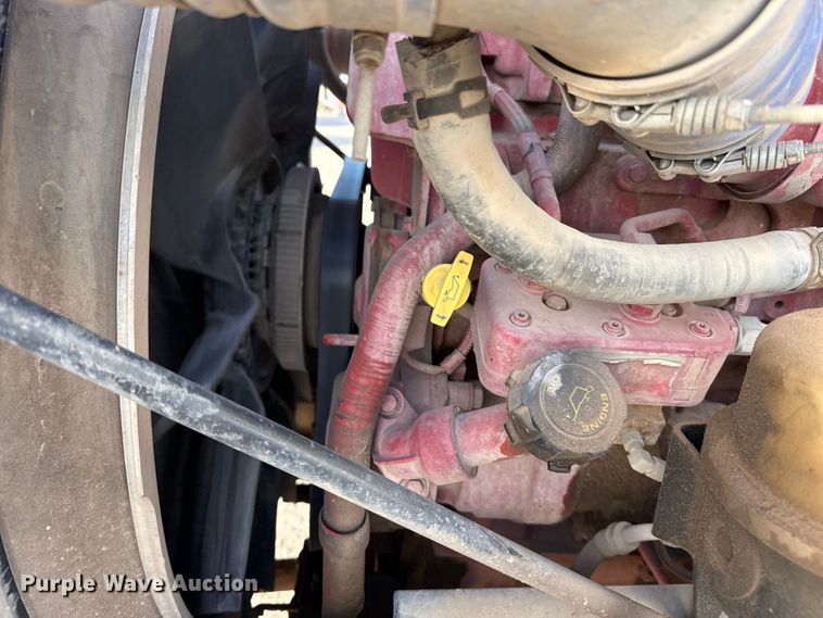 image for item DZ5414 2016 Kenworth T800 truck cab and chassis