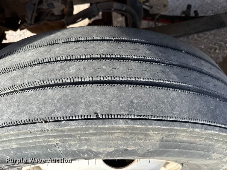 image for item DZ5414 2016 Kenworth T800 truck cab and chassis