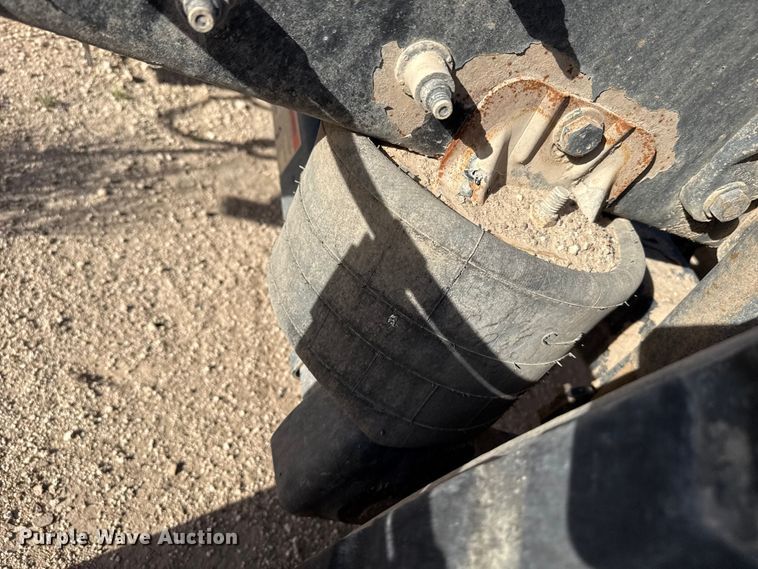 image for item DZ5415 2016 Kenworth T880 truck cab and chassis