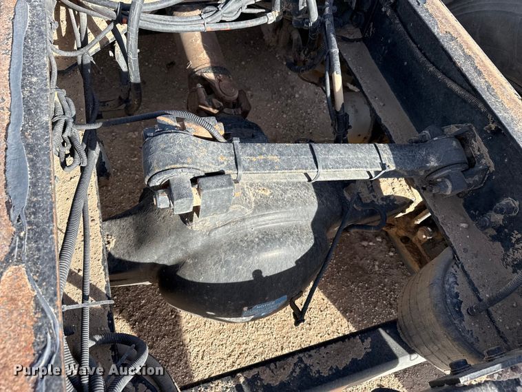 image for item DZ5415 2016 Kenworth T880 truck cab and chassis