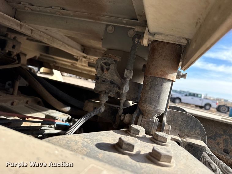 image for item DZ5415 2016 Kenworth T880 truck cab and chassis