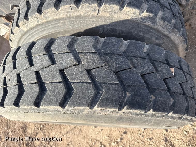 image for item DZ5415 2016 Kenworth T880 truck cab and chassis