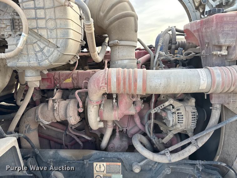 image for item DZ5416 2019 Kenworth T880 box truck