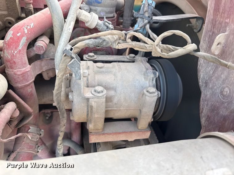 image for item DZ5416 2019 Kenworth T880 box truck