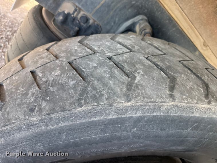 image for item DZ5416 2019 Kenworth T880 box truck