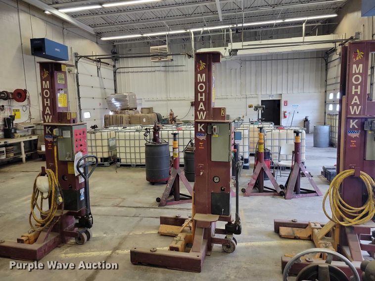 image for item DZ7012 Mohawk MP18006 four post lift