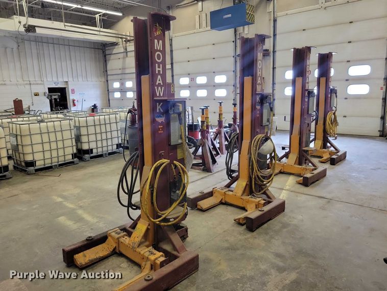 image for item DZ7012 Mohawk MP18006 four post lift