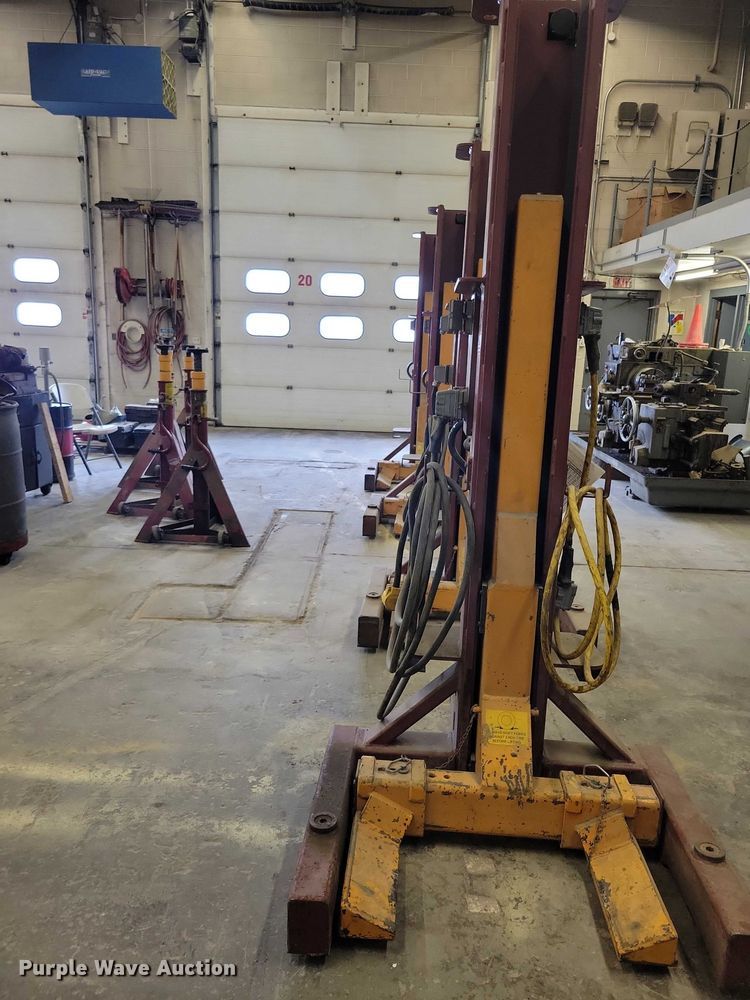 image for item DZ7012 Mohawk MP18006 four post lift