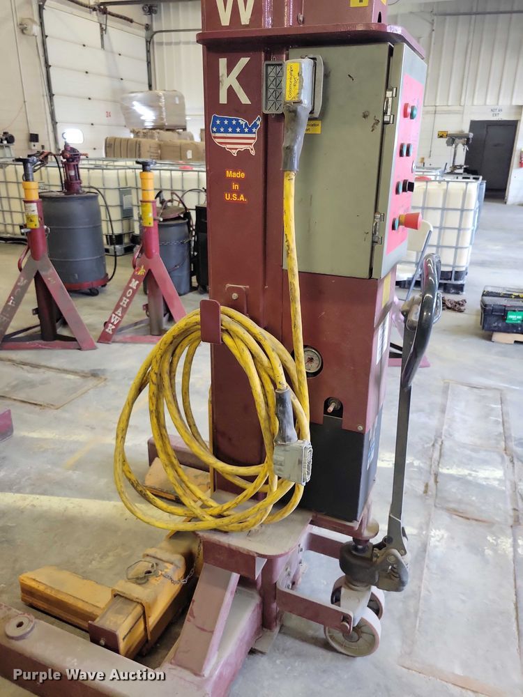 image for item DZ7012 Mohawk MP18006 four post lift