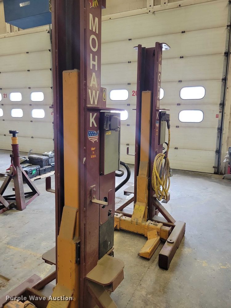 image for item DZ7012 Mohawk MP18006 four post lift