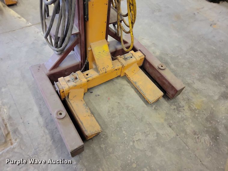 image for item DZ7012 Mohawk MP18006 four post lift