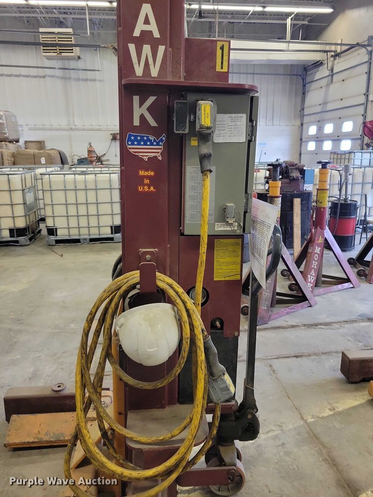 image for item DZ7012 Mohawk MP18006 four post lift