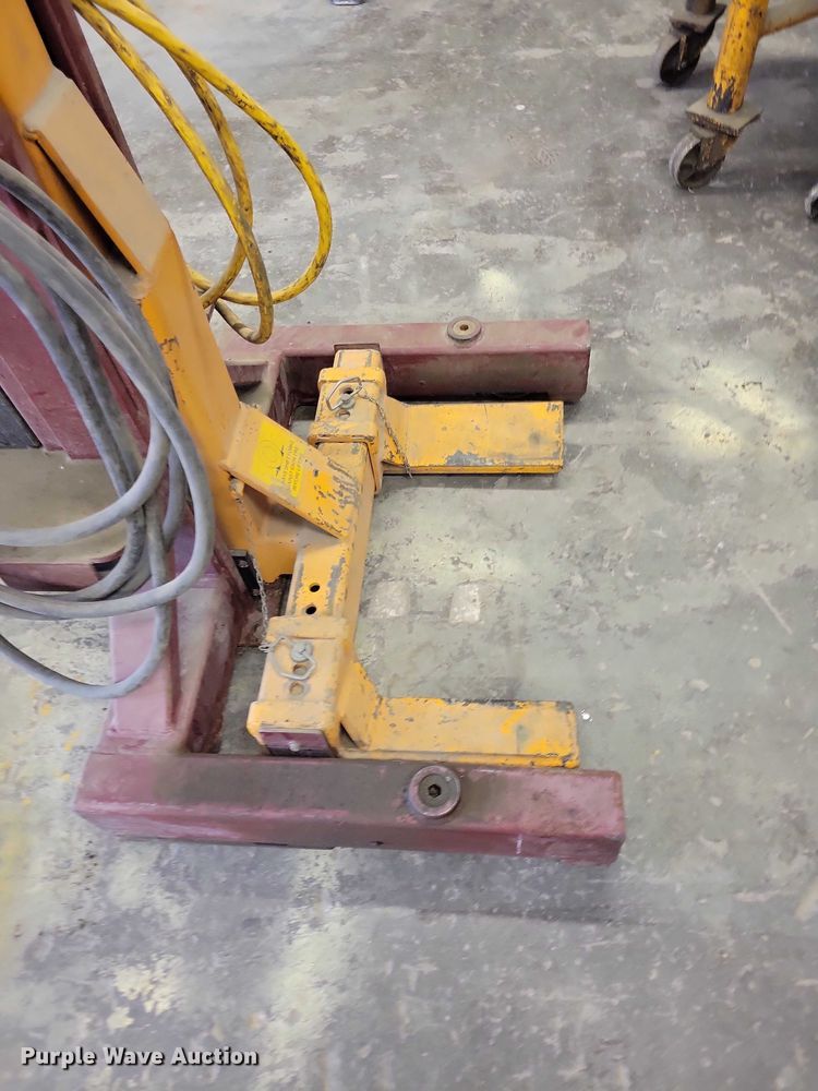 image for item DZ7012 Mohawk MP18006 four post lift