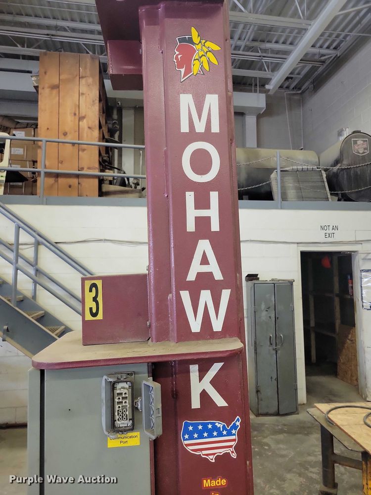 image for item DZ7012 Mohawk MP18006 four post lift