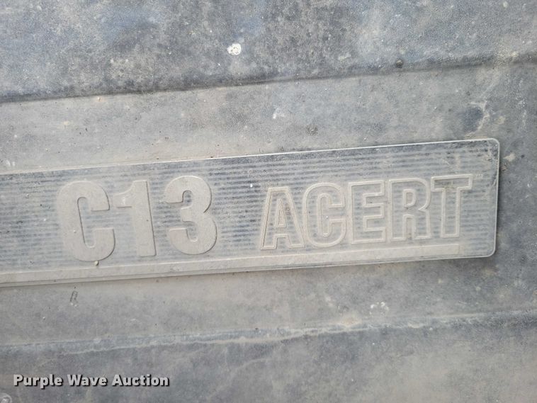 image for item DZ7031 2005 Peterbilt 378 semi truck