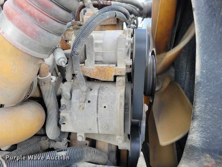 image for item DZ7031 2005 Peterbilt 378 semi truck