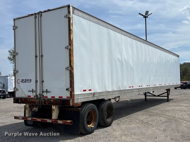 image for item EA4611 2005 Great Dane dry van trailer