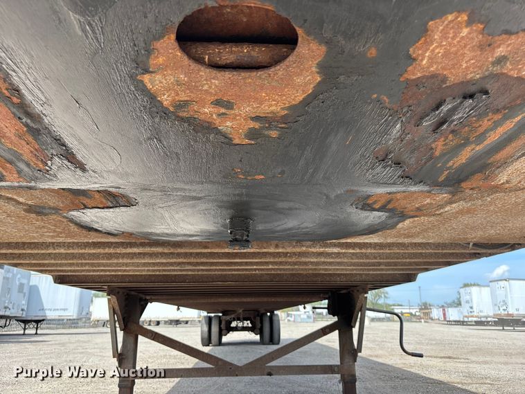 image for item EA4611 2005 Great Dane dry van trailer