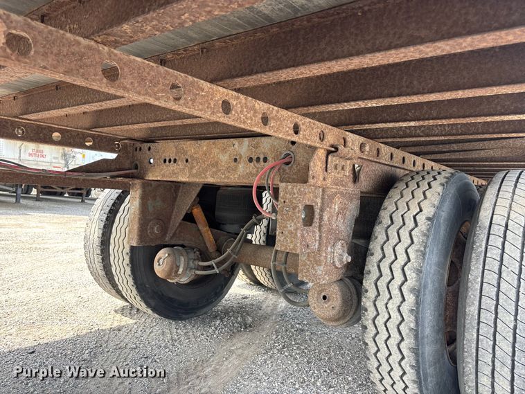 image for item EA4611 2005 Great Dane dry van trailer