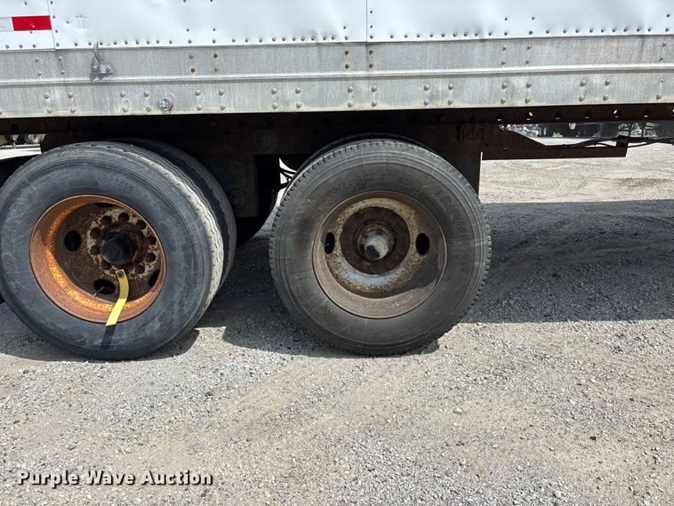image for item EA4611 2005 Great Dane dry van trailer