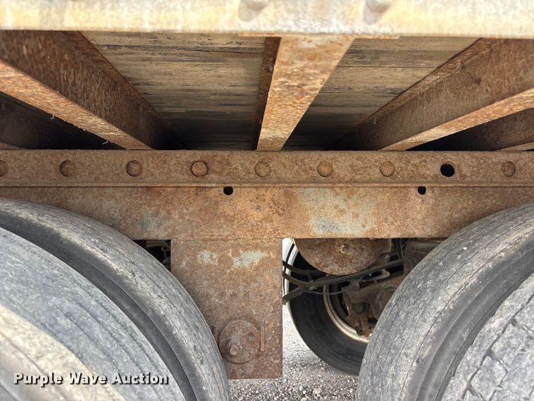 image for item EA4619 2005 Great Dane dry van trailer