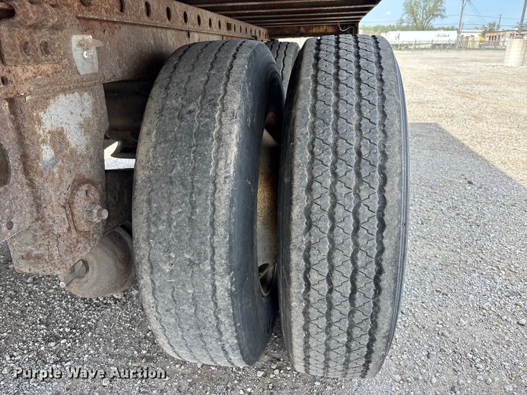 image for item EA4619 2005 Great Dane dry van trailer