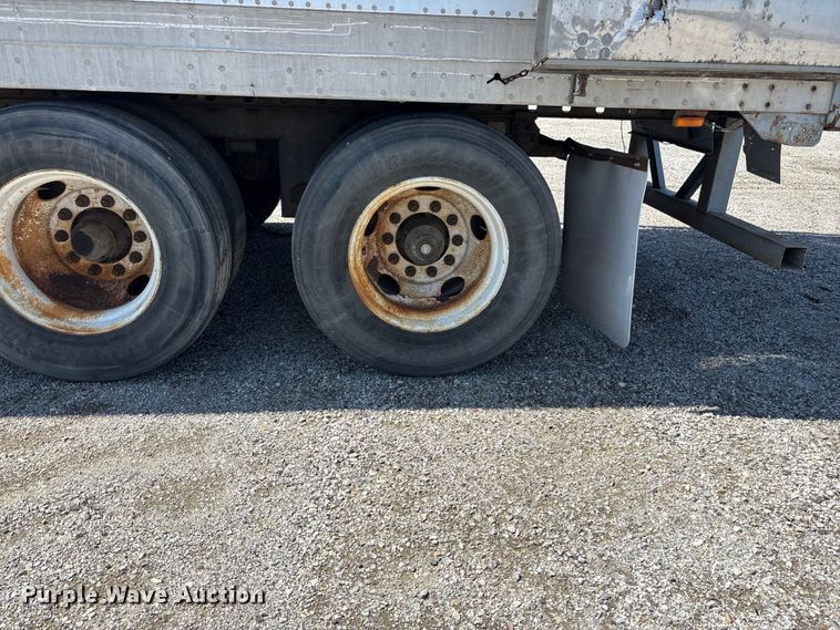 image for item EA4626 2000 Great Dane dry van trailer
