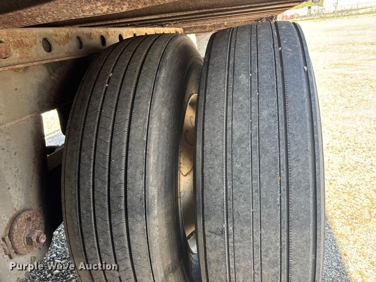 image for item EA4626 2000 Great Dane dry van trailer