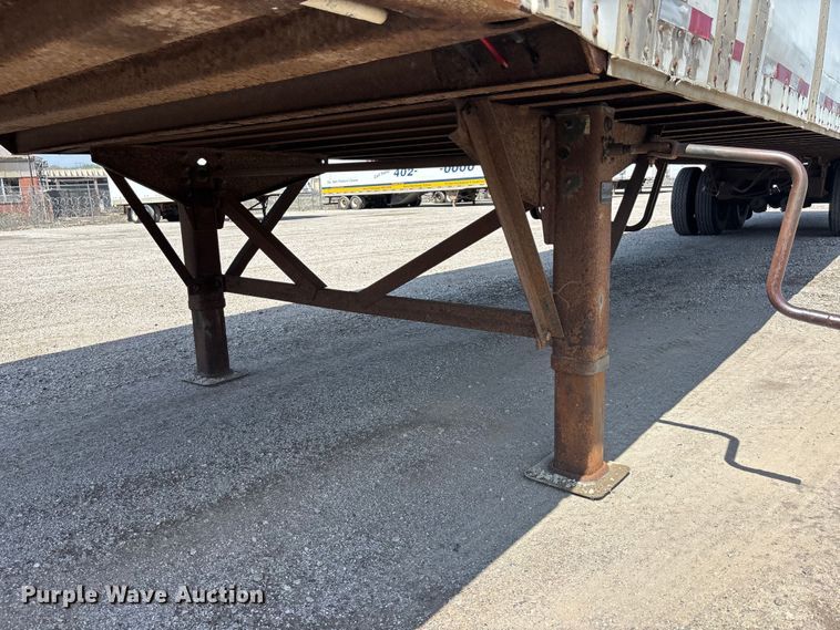 image for item EA4629 1995 Wabash dry van trailer