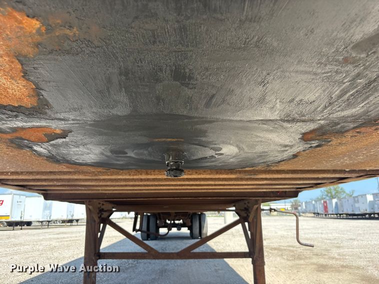 image for item EA4629 1995 Wabash dry van trailer