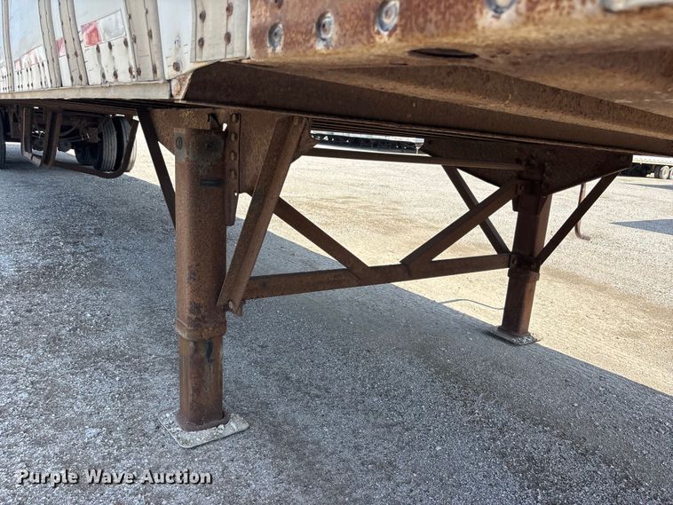 image for item EA4629 1995 Wabash dry van trailer