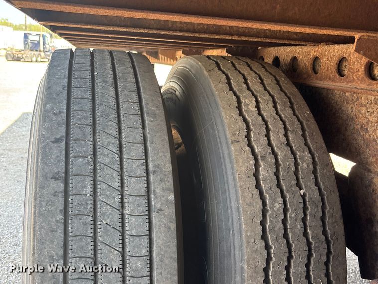 image for item EA4629 1995 Wabash dry van trailer