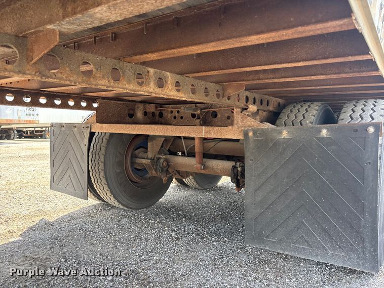 image for item EA4630 1995 Wabash dry van trailer