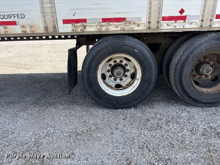 image for item EA4630 1995 Wabash dry van trailer