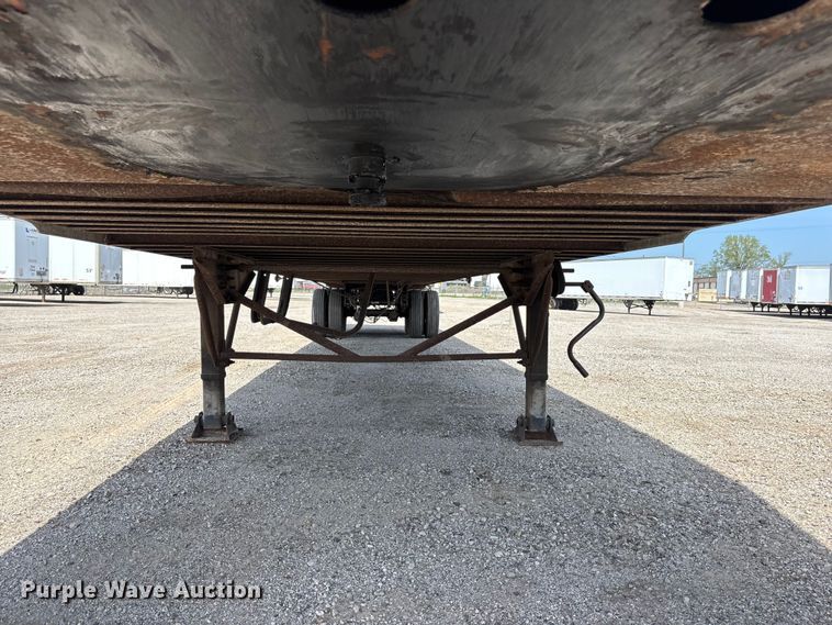 image for item EA4639 2001 Trailmobile dry van trailer